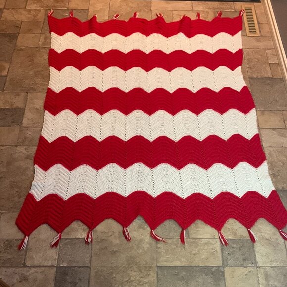 Handmade Afghan Blanket Crochet 48"x 62" Red White Stripe Throw  Blanket Tassles - Picture 1 of 5